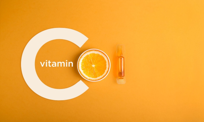 Bổ sung vitamin C để chăm sóc da sạm mùa hè trở nên trắng sáng hơn