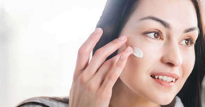 Chị em từ 20 - 30 tuổi nên lưu ý sử dụng mỹ phẩm phòng ngừa lão hóa