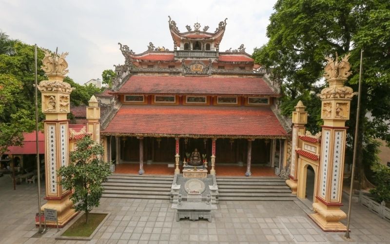 chua-gi-o-ho-tay-16-ngoi-chua-ho-tay-dep-va-thieng-nhat-12 Chùa gì ở Hồ Tây? 16 ngôi chùa Hồ Tây đẹp và thiêng nhất - 12
