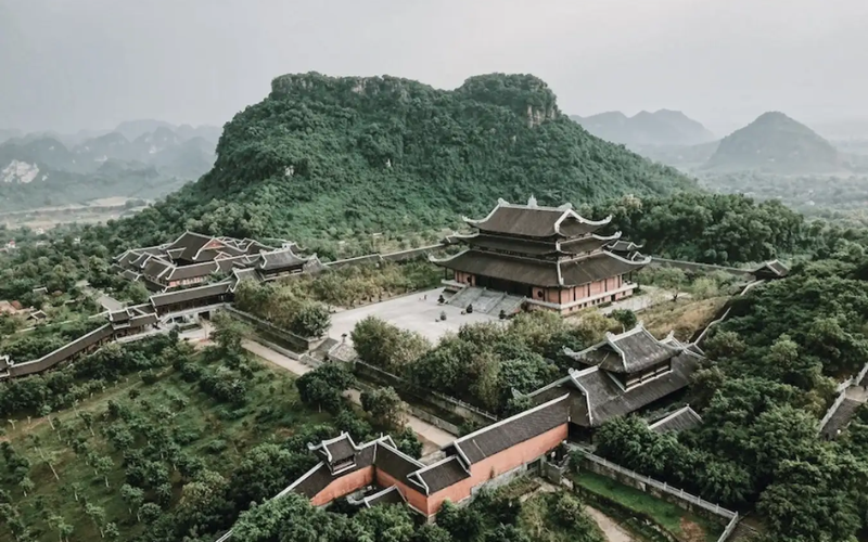 chua-yen-tu-nam-o-dau-tho-ai-kinh-nghiem-du-lich-chi-tiet-3 Chùa Yên Tử nằm ở đâu? Thờ ai? Kinh nghiệm du lịch chi tiết - 3