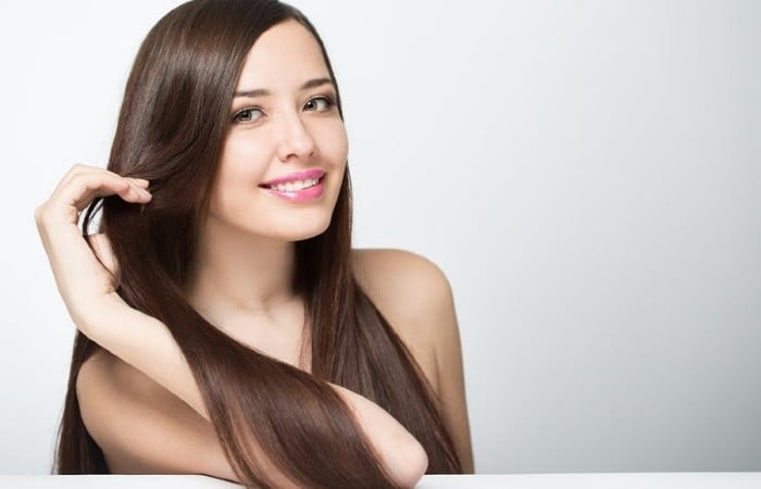 Biotin có khả năng cải thiện rõ rệt kết cấu của keratin, từ đó ngăn rụng tóc hiệu quả