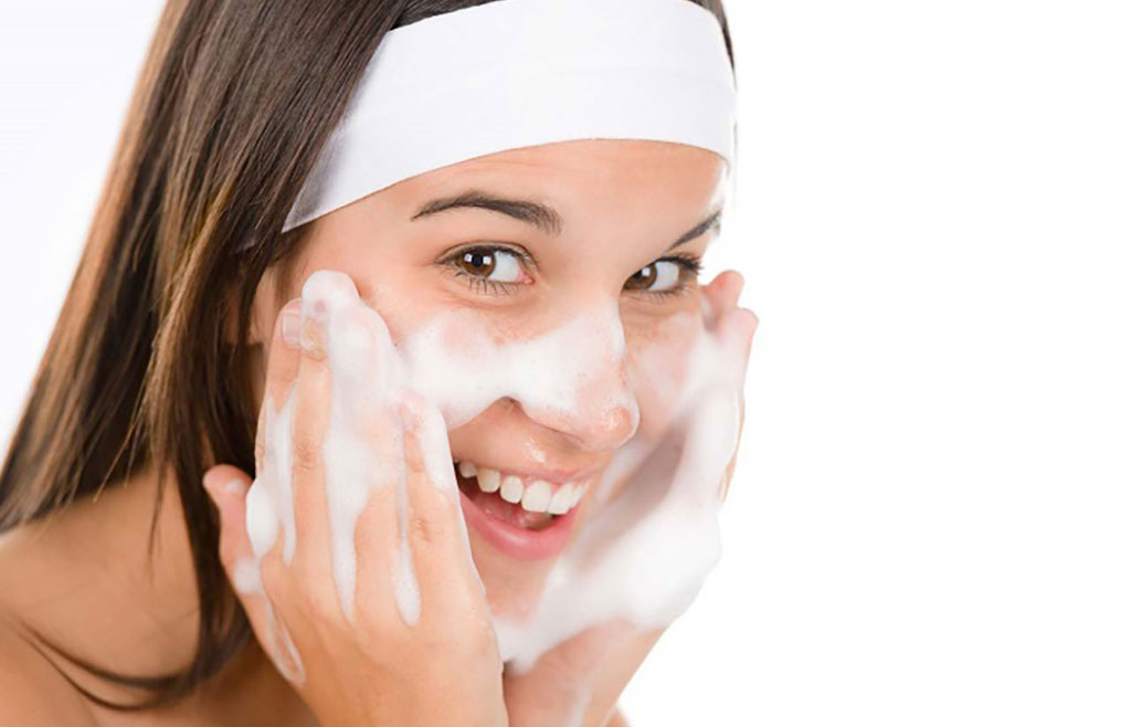 Sữa rửa mặt Ciracle giúp làm sạch da từ sâu bên trong