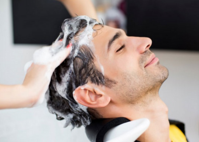 8 cách dưỡng tóc uốn nam tại nhà đơn giản, chuẩn salon - 1