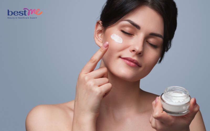 Dưỡng ẩm đều đặn cho da sạm