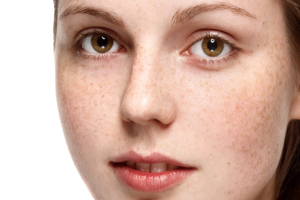 Bí quyết chọn và sử dụng sữa rửa mặt cho da sần sùi hiệu quả nhất