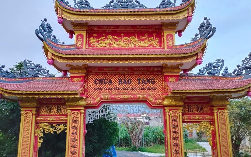 danh-sach-12-chua-lam-dong-noi-tieng-dep-va-linh-thieng-8 Danh sách 12 chùa Lâm Đồng nổi tiếng đẹp và linh thiêng - 8