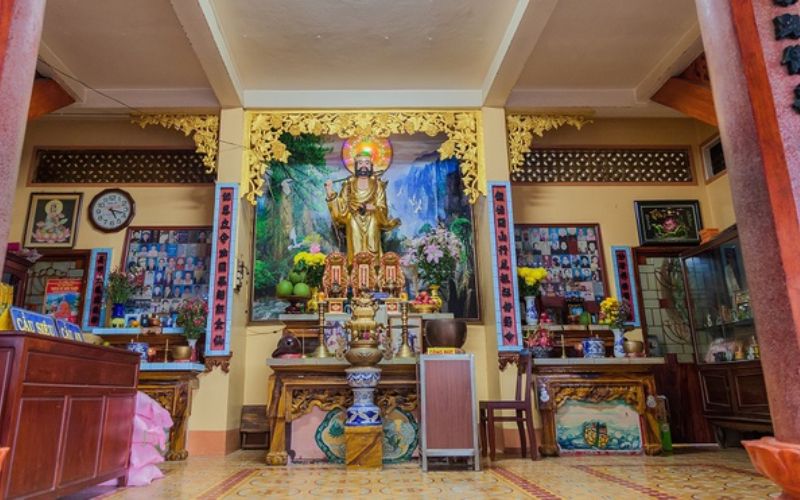 danh-sach-14-ngoi-chua-tay-ninh-noi-tieng-linh-thieng-nhat-5 Danh sách 14 ngôi chùa Tây Ninh nổi tiếng linh thiêng nhất - 5