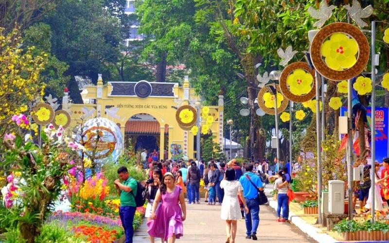 danh-sach-18-cho-hoa-tet-2024-dep-nhat-ha-noi-va-sai-gon-9 Danh sách 18 chợ hoa Tết 2024 đẹp nhất Hà Nội và Sài Gòn - 9