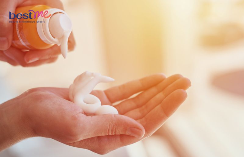 Khi da bị nhiễm corticoid, việc sử dụng kem chống nắng để bảo vệ da là rất quan trọng