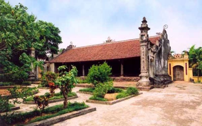 dau-nam-du-xuan-12-ngoi-chua-nam-dinh-dep-va-thieng-nhat-12 Đầu năm du xuân 12 ngôi chùa Nam Định đẹp và thiêng nhất - 12