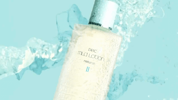 DHC Mild Lotion sẽ giúp da trở nên căng mịn