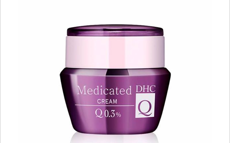 Khóa ẩm và chăm sóc da ban đêm cùng DHC Q Cream