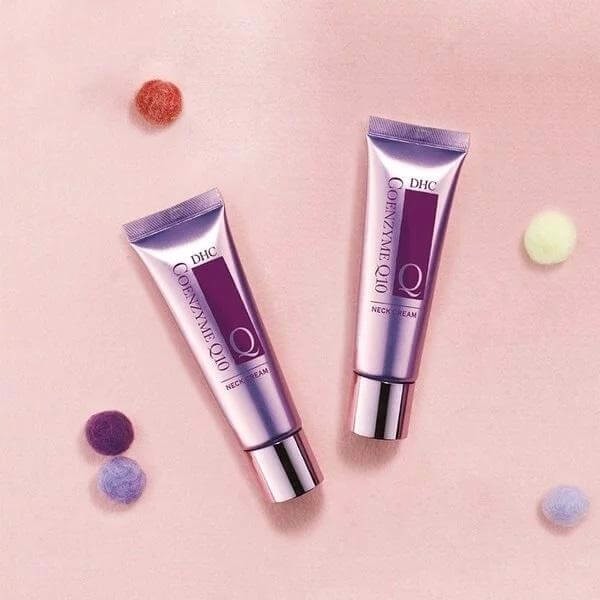 DHC Q Neck Cream bổ sung retinol dưỡng ẩm, xóa mờ nếp nhăn