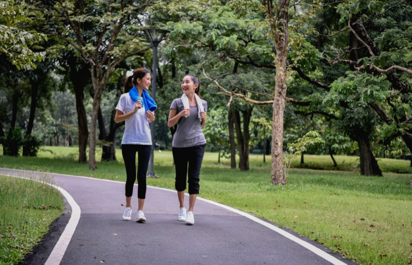 Bài tập thể dục giảm mỡ bụng đi bộ