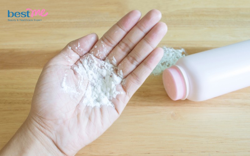 dung-phan-khu-mui-co-the-lieu-co-thuc-su-hieu-qua-2 Dùng phấn khử mùi cơ thể liệu có thực sự hiệu quả? - 2