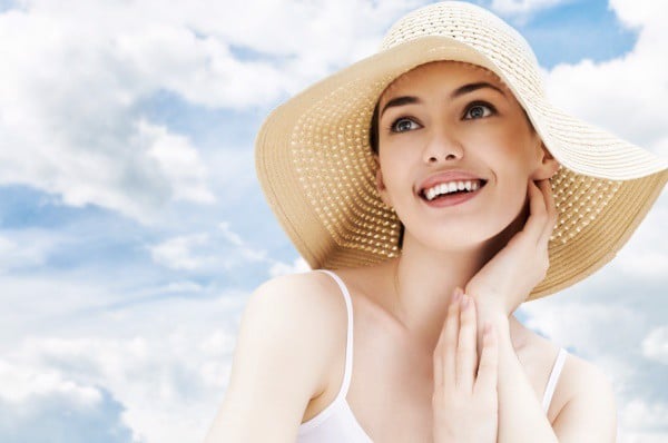 chống nắng để dưỡng da mặt