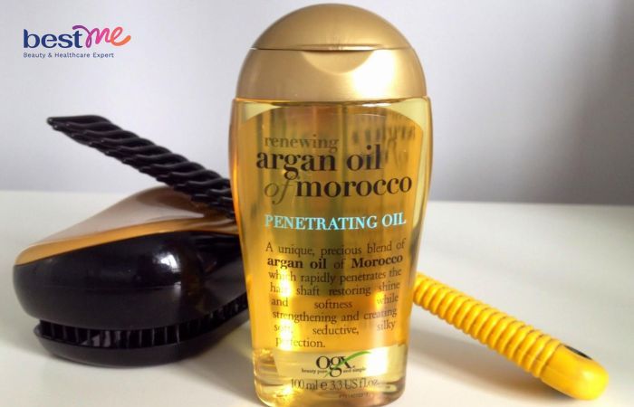 Sử dụng dầu dưỡng tóc OGX Argan Oil Of Morocco trước khi gội đầu để chăm sóc tóc hiệu quả hơn