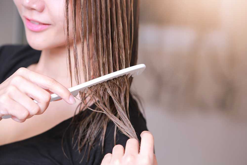 9 cách chăm sóc tóc ép thẳng giữ được nếp - 3