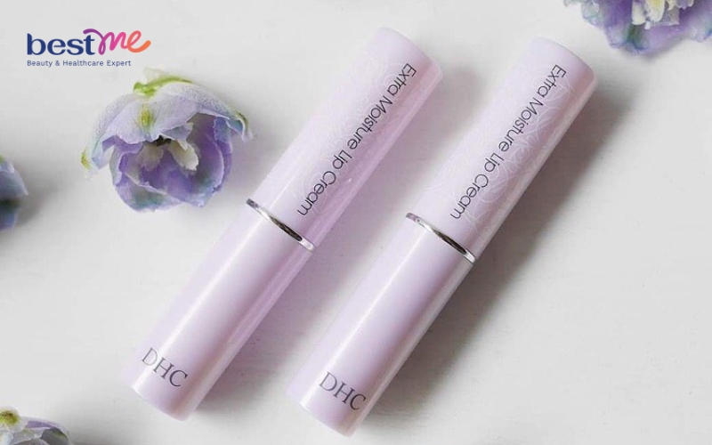 DHC Extra Moisture Lip Cream có thiết kế sang trọng 