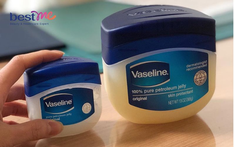 giai-ma-cach-tri-mun-dau-den-o-mui-bang-vaseline-co-tot-khong-1 Giải mã cách trị mụn đầu đen ở mũi bằng Vaseline có tốt không? - 1