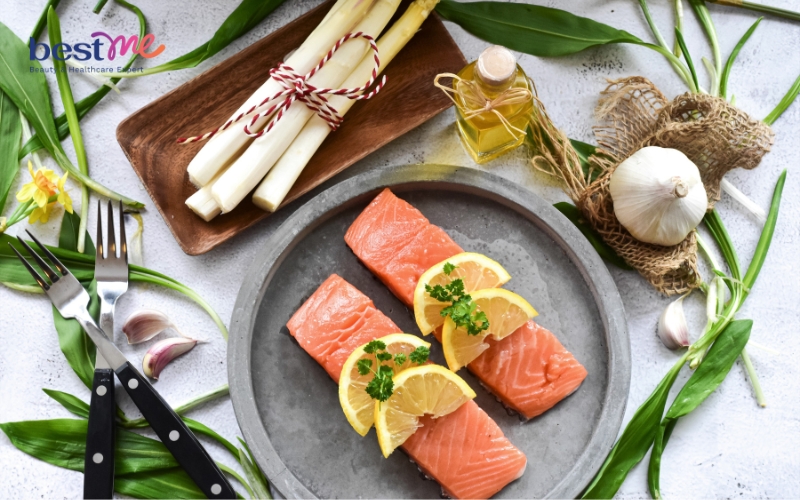 Cá hồi là lựa chọn lý tưởng cho các thực đơn giảm cân