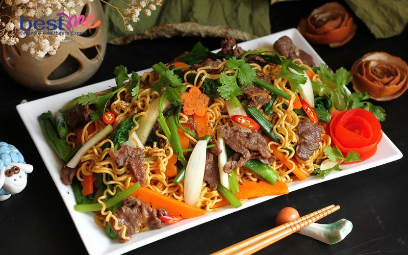 Gợi ý 4 cách làm mì xào bò thơm ngon cho bữa sáng nhanh gọn - 6