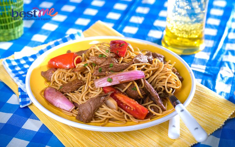 Gợi ý 4 cách làm mì xào bò thơm ngon cho bữa sáng nhanh gọn - 9