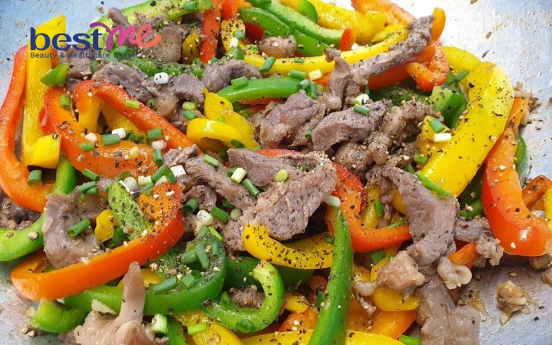 goi-y-4-cach-lam-thit-bo-xao-ot-chuong-gion-ngon-bo-duong-1 Gợi ý 4 cách làm thịt bò xào ớt chuông giòn ngon bổ dưỡng - 1