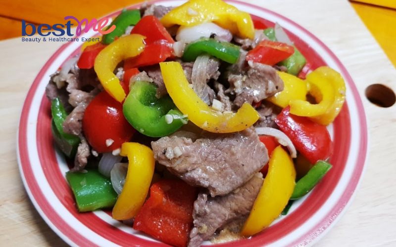 goi-y-4-cach-lam-thit-bo-xao-ot-chuong-gion-ngon-bo-duong-3 Gợi ý 4 cách làm thịt bò xào ớt chuông giòn ngon bổ dưỡng - 3