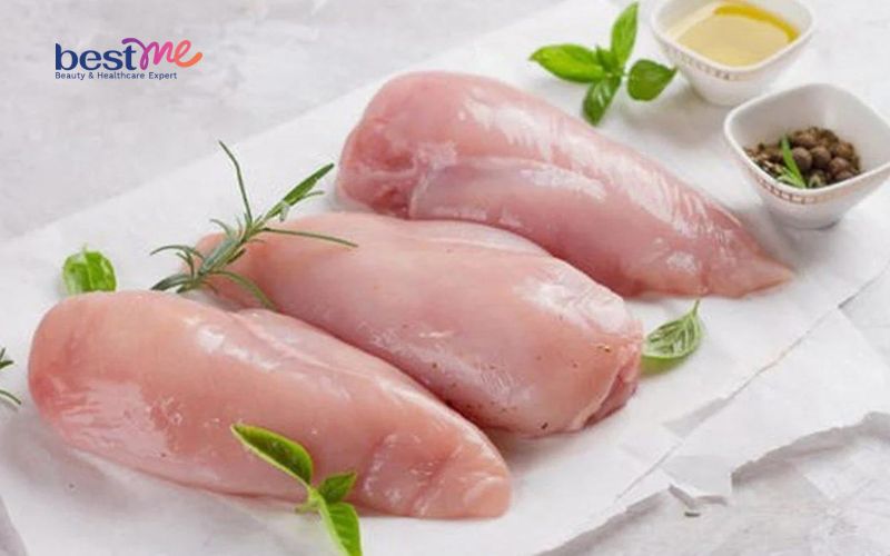 goi-y-5-cach-che-bien-uc-ga-nuong-thom-ngon-la-mieng-6 Gợi ý 5 cách chế biến ức gà nướng thơm ngon, lạ miệng - 6