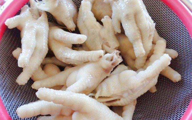 goi-y-5-cach-lam-chan-ga-hap-mem-dai-an-la-ghien-cuc-don-gian-6 Gợi ý 5 cách làm chân gà hấp mềm dai ăn là ghiền cực đơn giản - 6