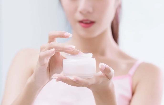 Chọn lựa kem dưỡng ẩm cho da treatment phù hợp với từng loại da