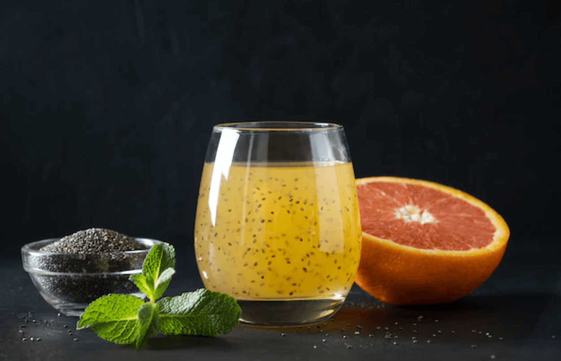 Nước cam hạt chia có tác dụng giảm cân, giữ dáng