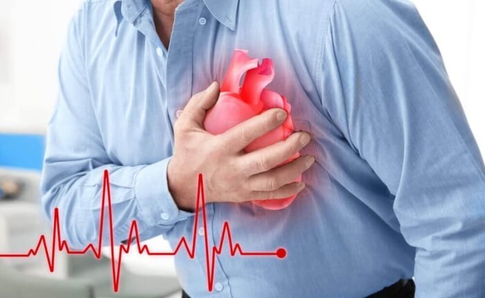 Người mắc bệnh tim mạch cần có sự tư vấn của bác sĩ về cách dùng vitamin E hợp lý và an toàn
