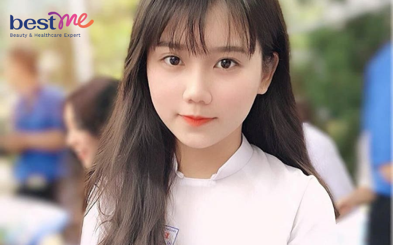 huong-dan-cac-buoc-trang-diem-co-ban-cho-hoc-sinh-nhe-nhang-3 Hướng dẫn các bước trang điểm cơ bản cho học sinh nhẹ nhàng - 3