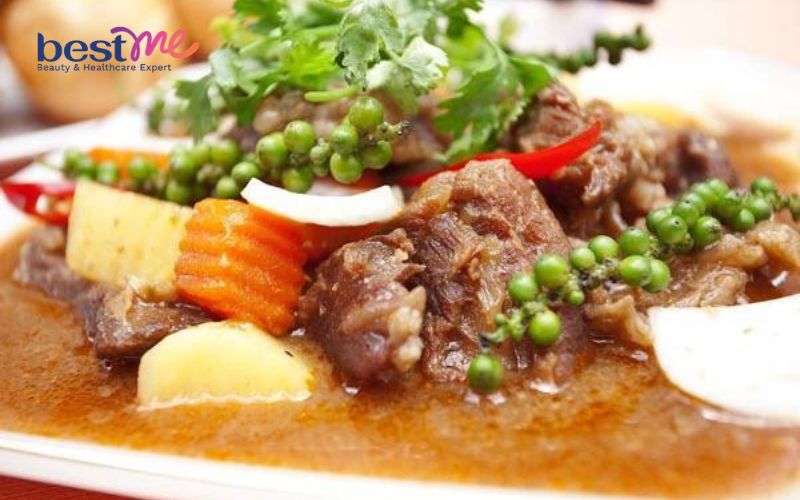 huong-dan-cach-lam-bap-bo-ham-tieu-xanh-cay-nong-cho-ngay-se-lanh-6 Hướng dẫn cách làm bắp bò hầm tiêu xanh cay nồng cho ngày se lạnh - 6