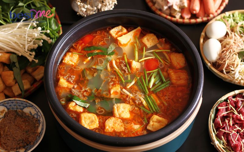 huong-dan-cach-lam-lau-rieu-cua-bap-bo-thom-ngon-cho-ngay-thu-se-lanh-7 Hướng dẫn cách làm lẩu riêu cua bắp bò thơm ngon cho ngày thu se lạnh - 7