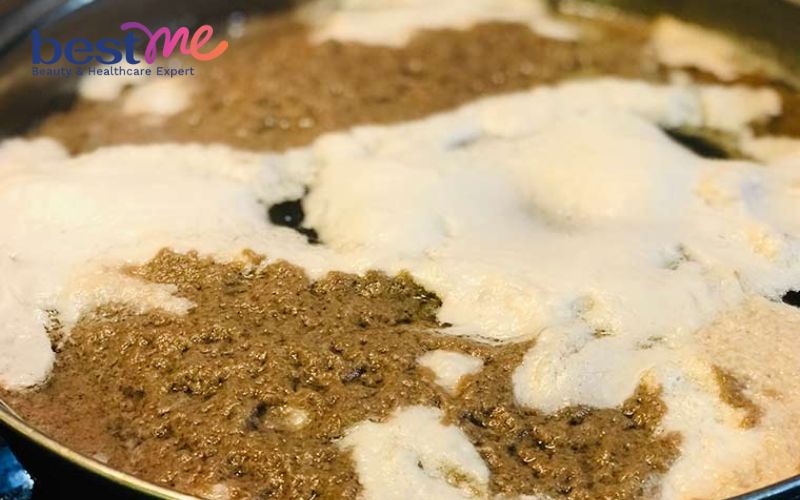 huong-dan-cach-nau-lau-rieu-cua-bap-bo-suon-sun-chuan-vi-ngon-dung-dieu-6 Hướng dẫn cách nấu lẩu riêu cua bắp bò sườn sụn chuẩn vị ngon đúng điệu - 6