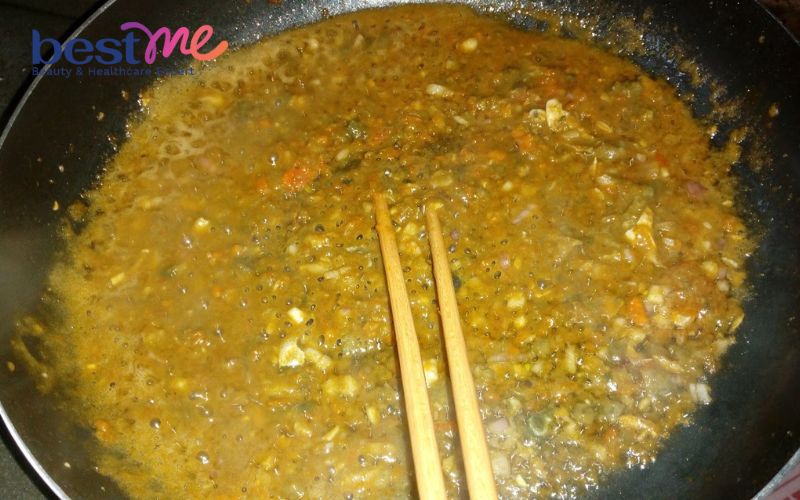 huong-dan-cach-nau-lau-rieu-cua-bap-bo-suon-sun-chuan-vi-ngon-dung-dieu-7 Hướng dẫn cách nấu lẩu riêu cua bắp bò sườn sụn chuẩn vị ngon đúng điệu - 7
