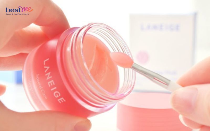 huong-dan-cach-su-dung-mat-na-moi-laneige-dung-chuan-7 Hướng dẫn cách sử dụng mặt nạ môi Laneige đúng chuẩn - 7
