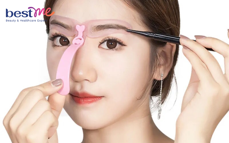 huong-dan-cach-ve-chan-may-phay-soi-7-buoc-dep-tu-nhien-cuc-de-6 Hướng dẫn cách vẽ chân mày phẩy sợi 7 bước đẹp tự nhiên cực dễ - 6