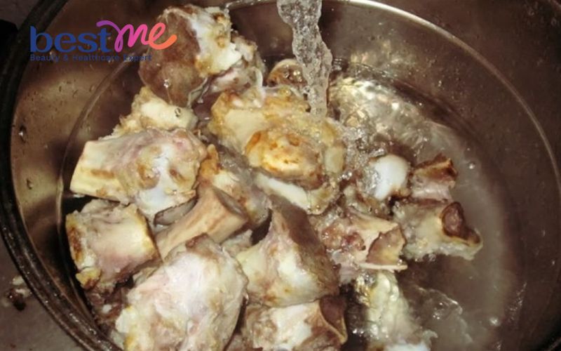 huong-dan-chi-tiet-cach-nau-bun-xuong-bo-thom-ngon-la-mieng-7 Hướng dẫn chi tiết cách nấu bún xương bò thơm ngon lạ miệng - 7