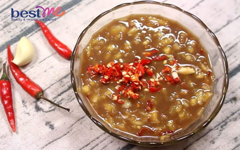 huong-dan-nau-lau-bo-nhung-dam-chua-thanh-ngon-nhu-ngoai-hang-5 Hướng dẫn nấu lẩu bò nhúng dấm chua thanh ngon như ngoài hàng - 5