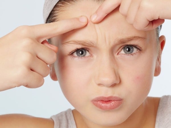 Liệu cồn (alcohol) có ảnh hưởng đến chu trình dưỡng da dầu mụn? - 3