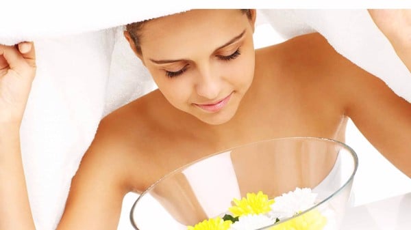 Dùng kem dưỡng da mỗi ngày mà vẫn bị đen sạm do 4 thói quen sau - 2