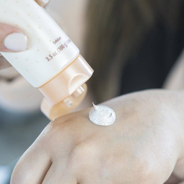 Các loại tẩy tế bào chết cho da mặt nhạy cảm khiến nàng mê mẩn - 2