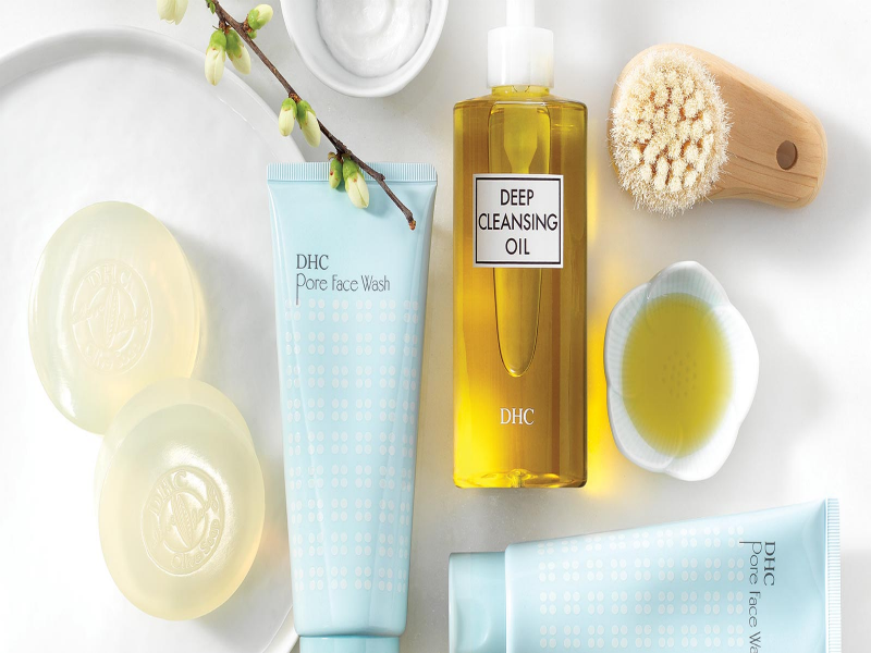 Liệu bạn có đang mắc sai lầm khi chăm sóc da mặt khô?