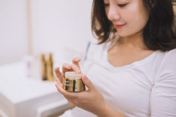 Khám phá cách sử dụng kem dưỡng ẩm cho những nàng da khô - 2