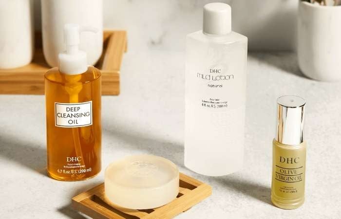 Kết hợp duy trì thói quen chăm sóc da mỗi ngày