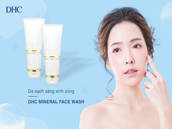 Review sữa rửa mặt cho da dầu mụn DHC Mineral Face Wash